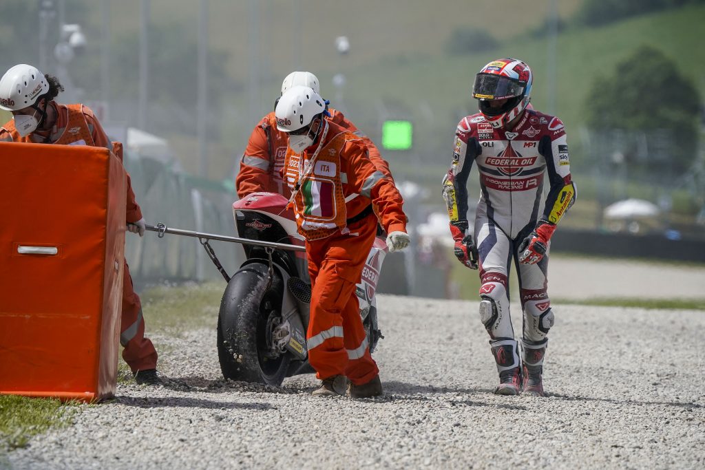 Moto2 Italia: Photo Finish Pisahkan Gardner dari Fernandez