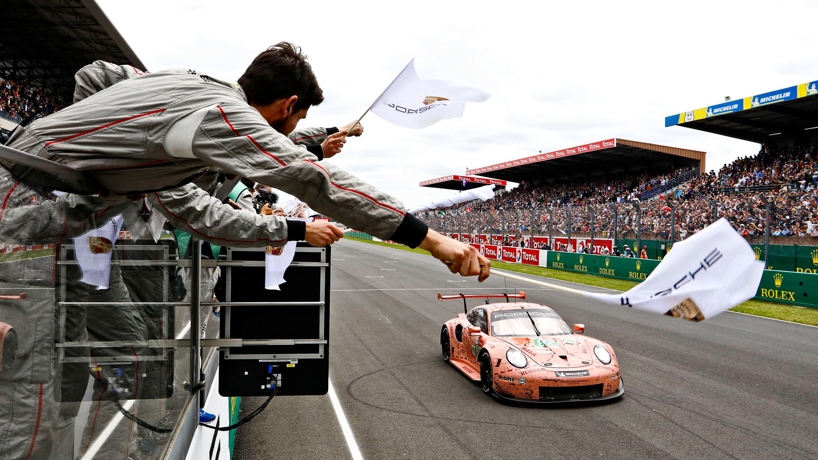 Porsche turns 70 in style with ‘pink pig’ Le Mans win, GTE sweep