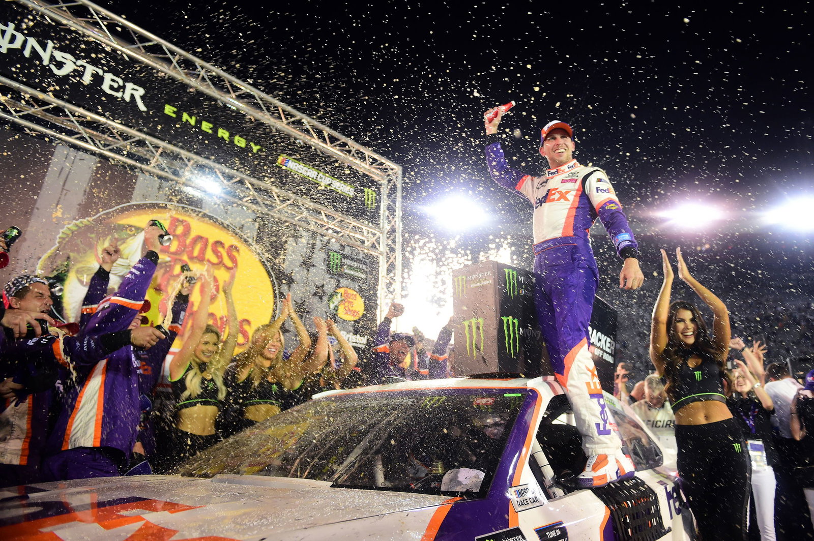 Erik Jones comes out on top in rain-delayed Bojangles Southern 500