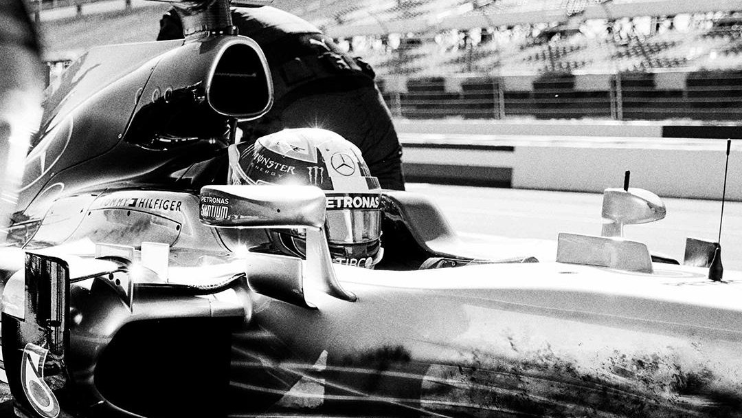 Mercedes, Tommy Hilfiger,