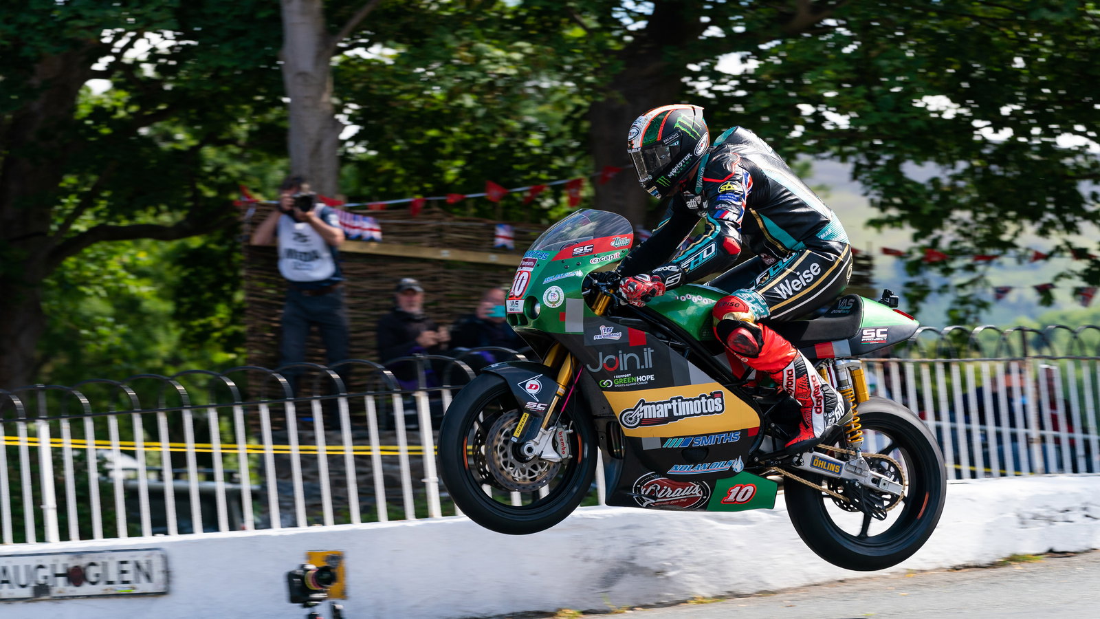PETER HICKMAN - PHR PERFORMANCE, Supertwin TT