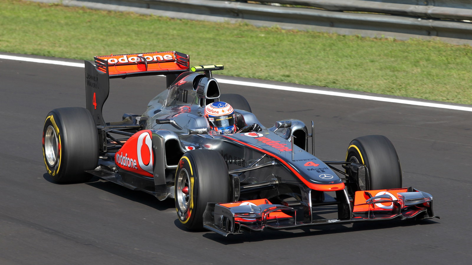 09.09.2011- Friday Practice 2, Jenson Button (GBR), McLaren Mercedes, MP4-26