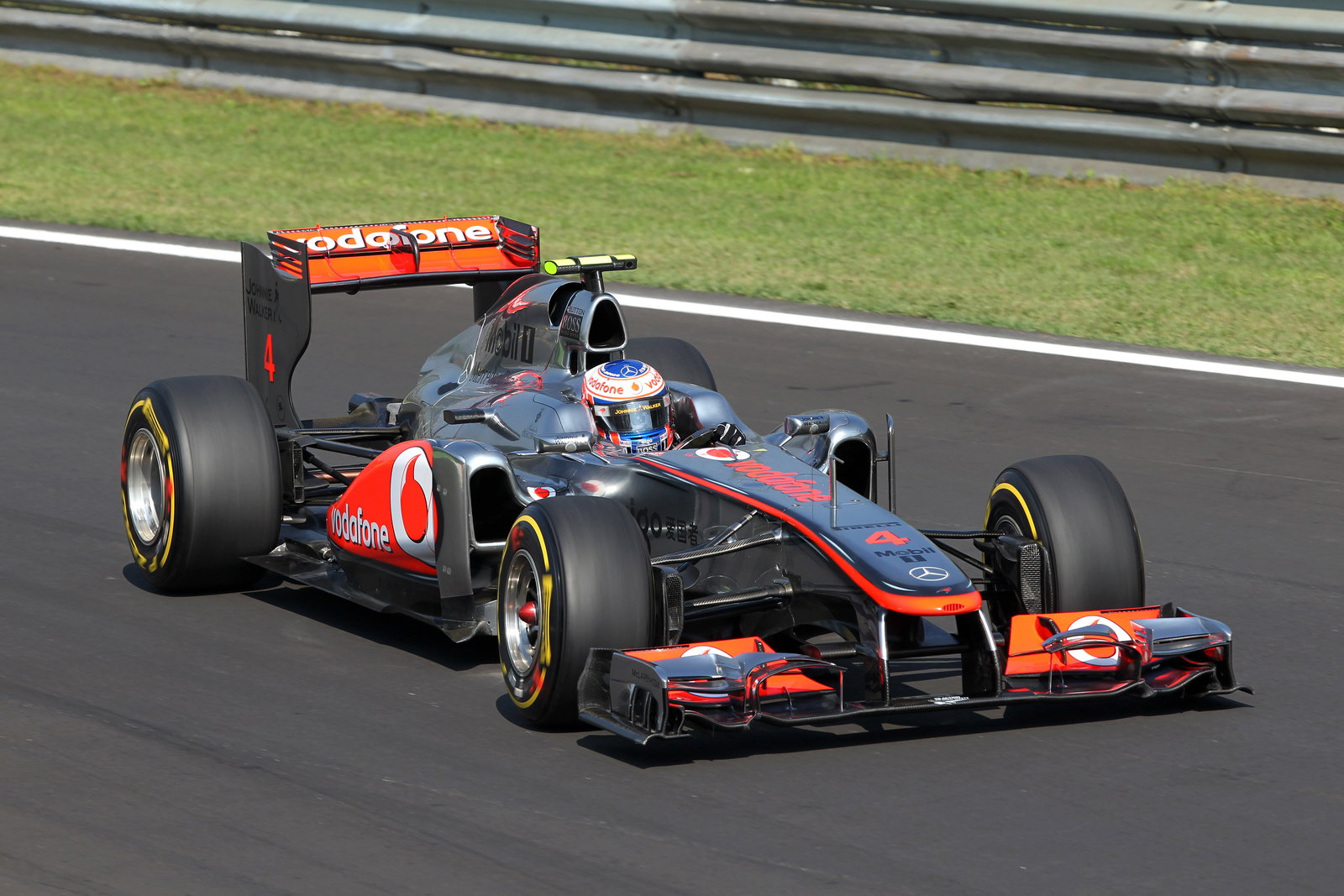 09.09.2011- Friday Practice 2, Jenson Button (GBR), McLaren Mercedes, MP4-26