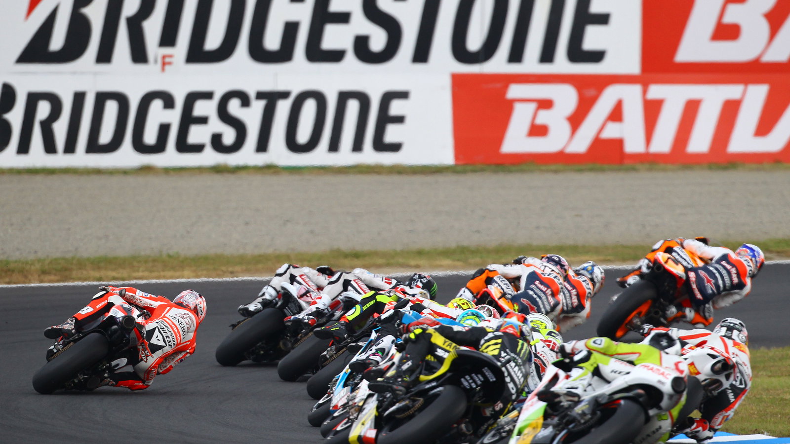 Stoner leads, Japan MotoGP 2011