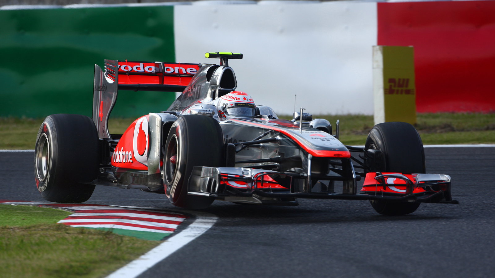 07.10.2011- Friday Practice 2, Jenson Button (GBR), McLaren Mercedes, MP4-26