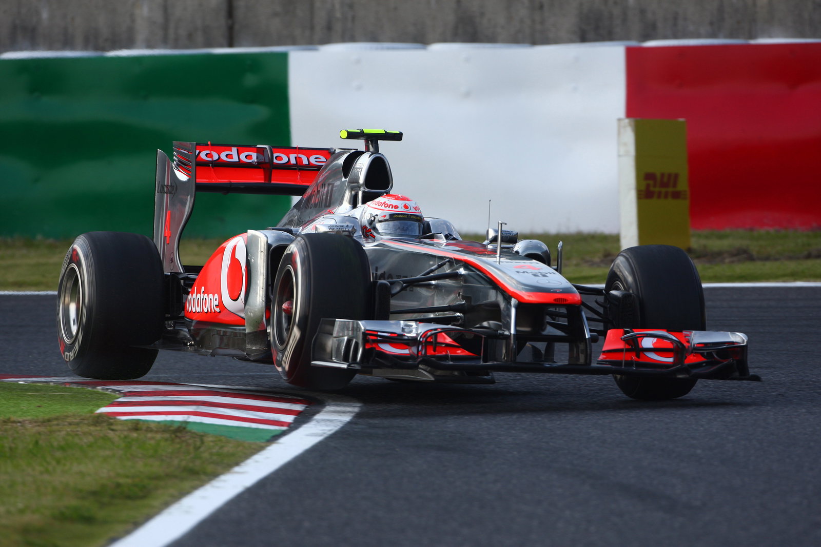 07.10.2011- Friday Practice 2, Jenson Button (GBR), McLaren Mercedes, MP4-26