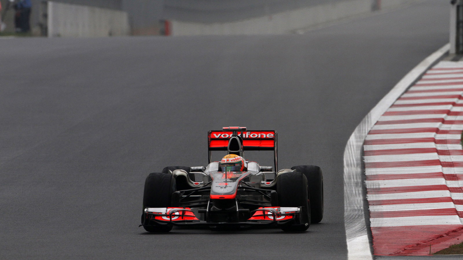 14.10.2011- Friday Practice 2, Lewis Hamilton (GBR), McLaren Mercedes, MP4-26