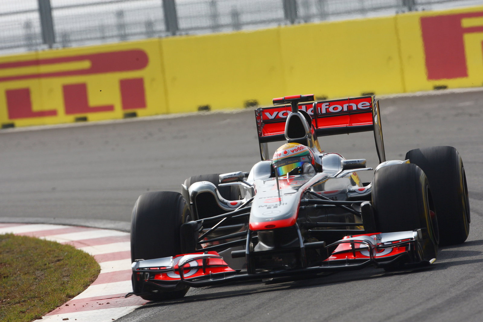 15.10.2011- Qualifying, Lewis Hamilton (GBR), McLaren Mercedes, MP4-26