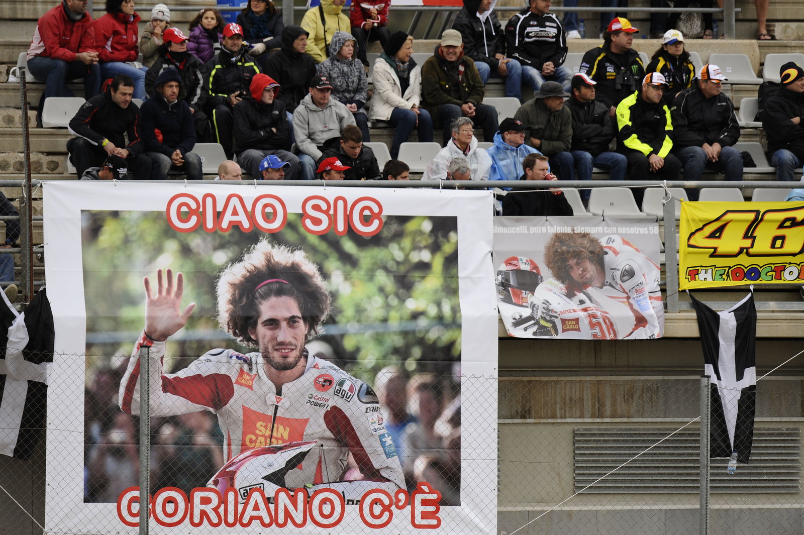 FAns, Valencia 125GP Race 2011