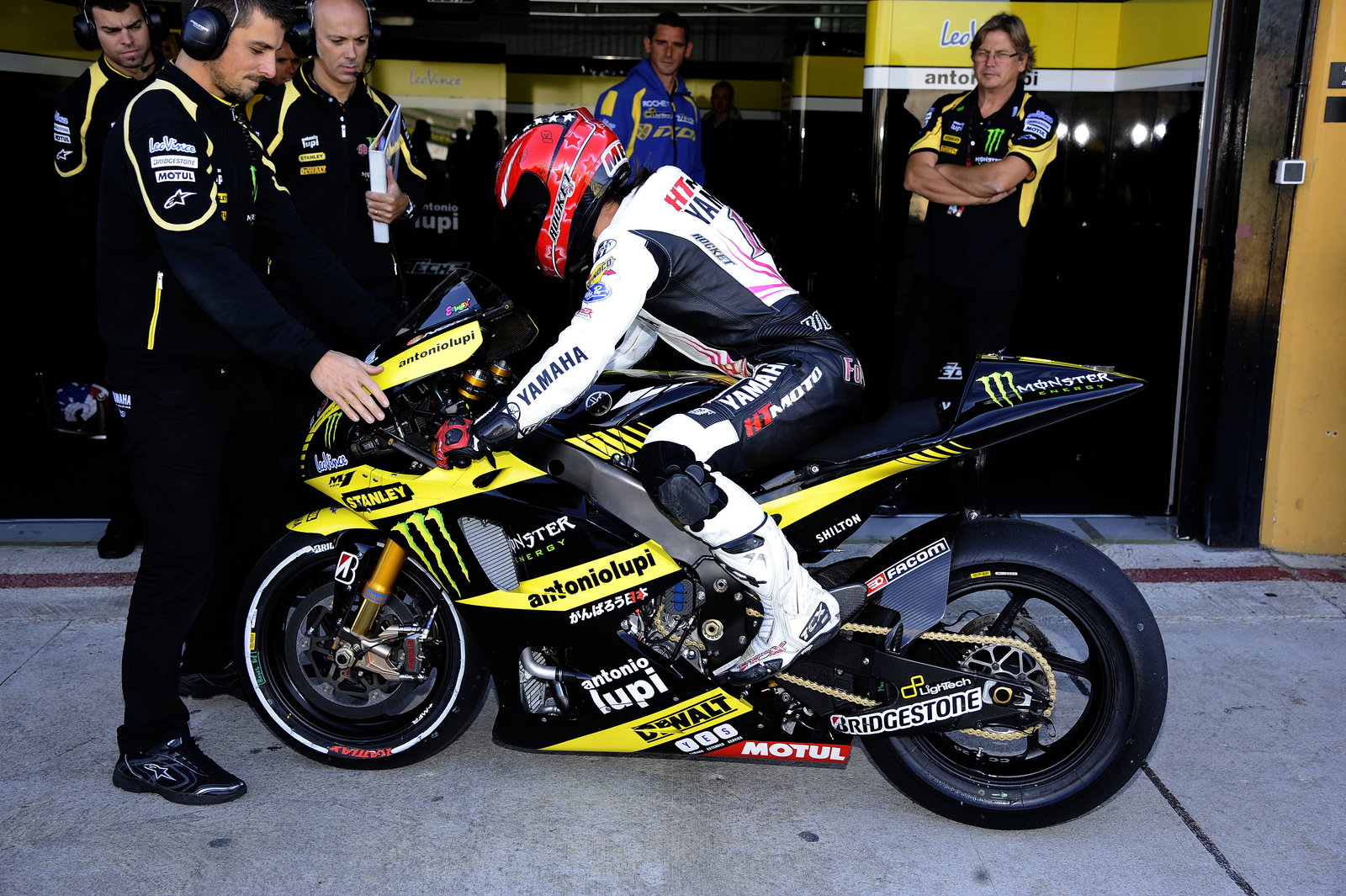 Melissa Paris, Valencia MotoGP Test, November 2011