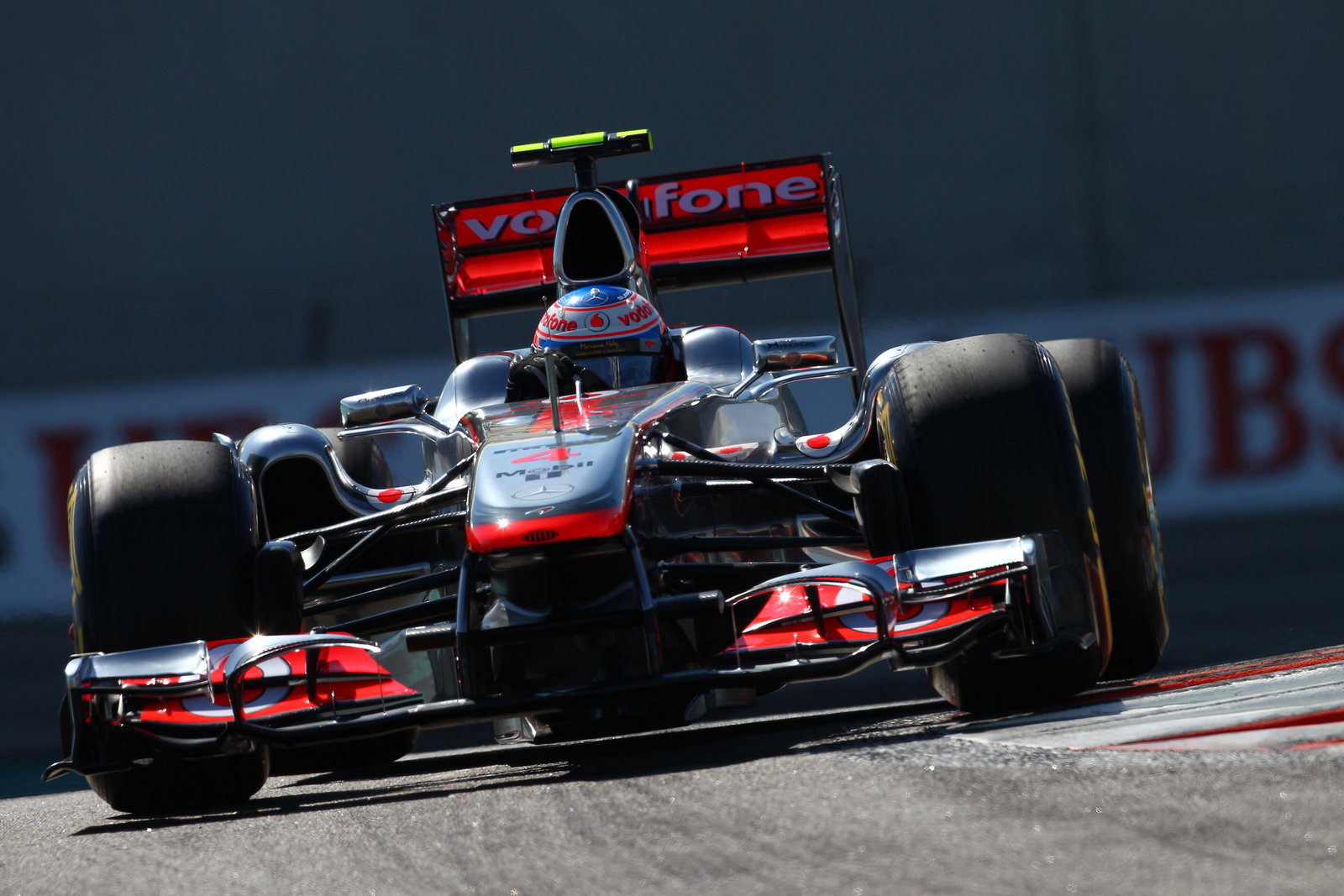 11.11.2011- Friday Practice 1, Jenson Button (GBR), McLaren Mercedes, MP4-26