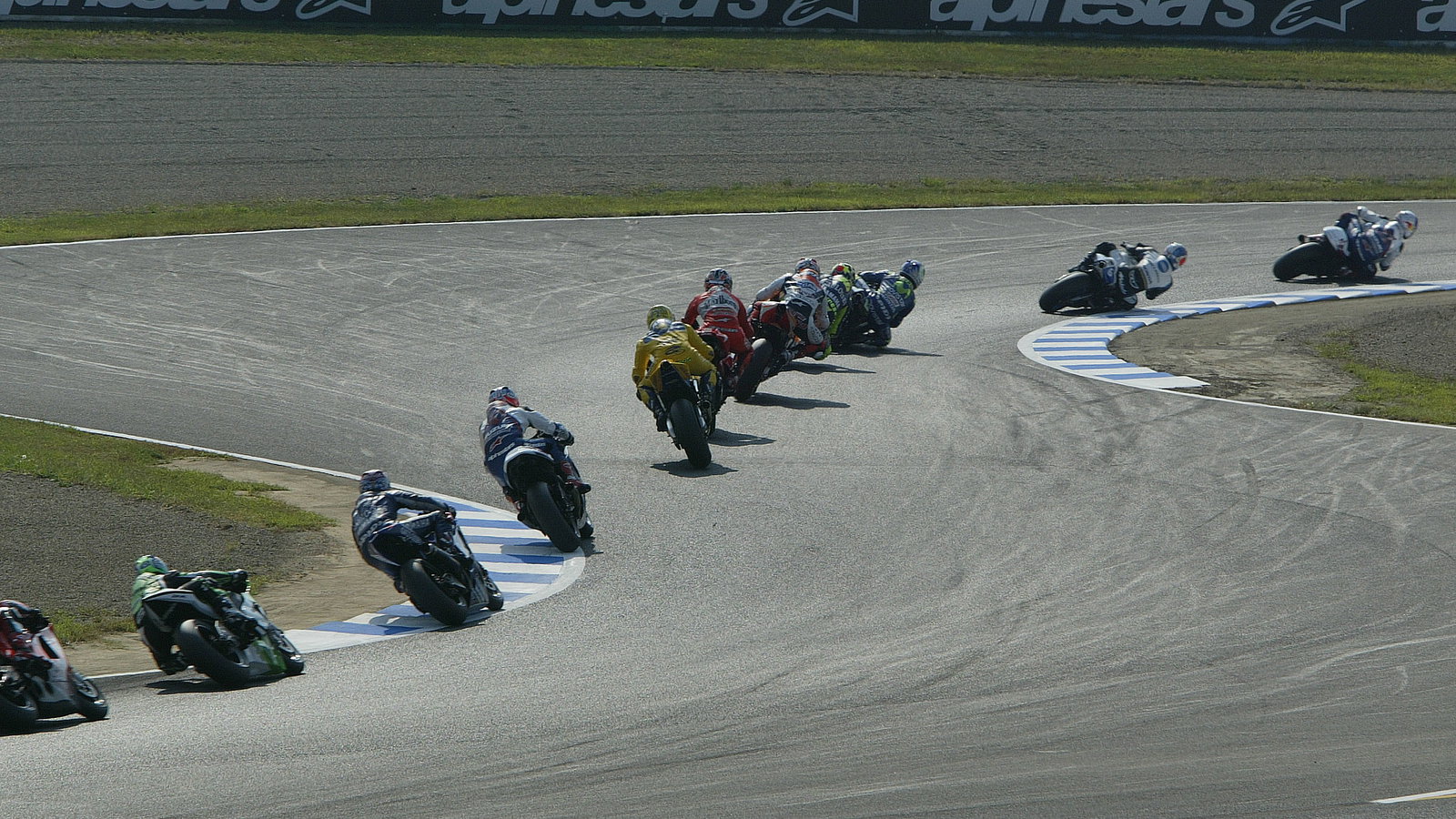 Hopkins leads pack, Japanese MotoGP Race 2005