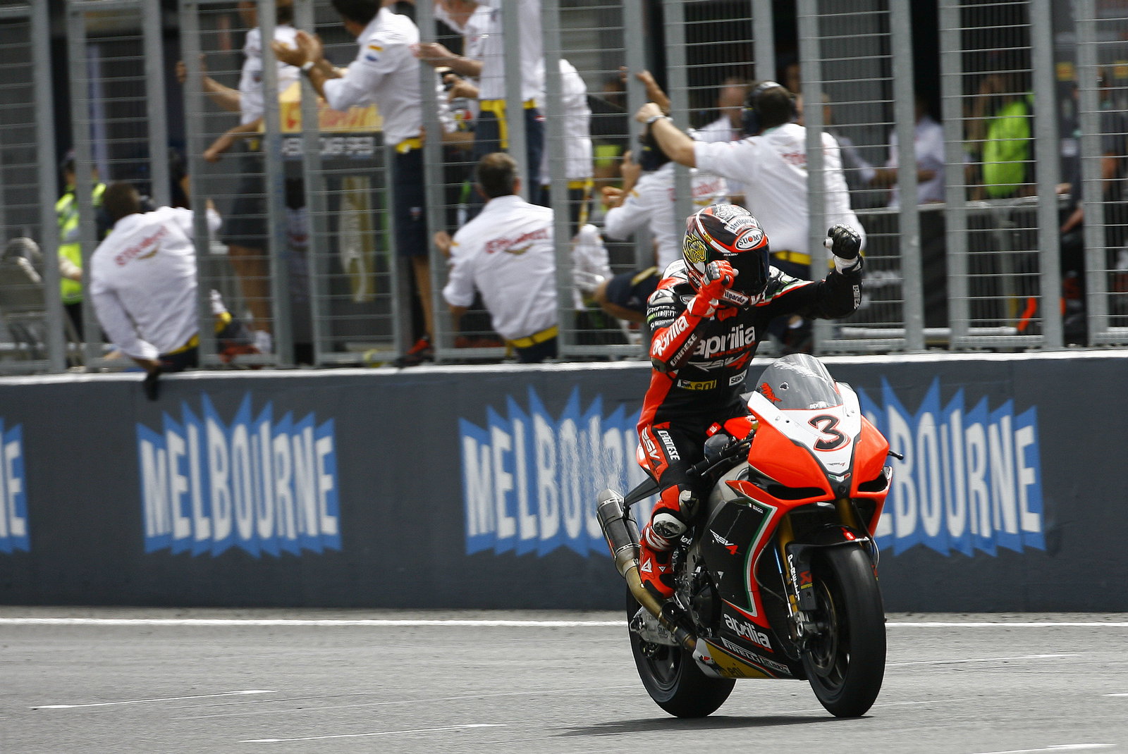 Biaggi takes win, Race1, Australian WSBK 2012