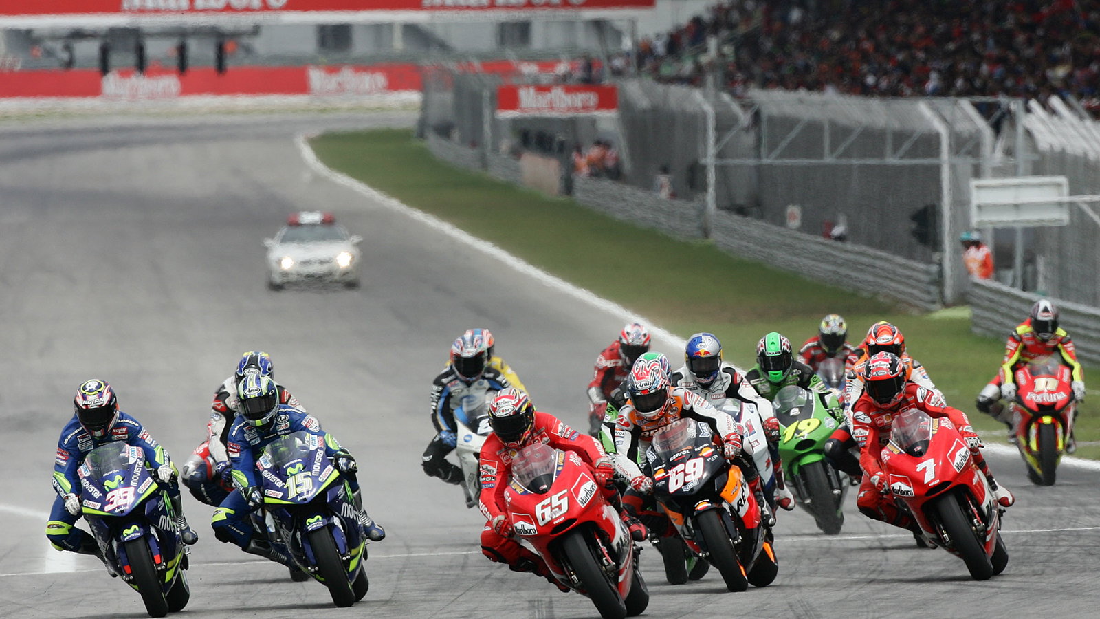 Capirossi leads, Malaysian MotoGP Race 2005