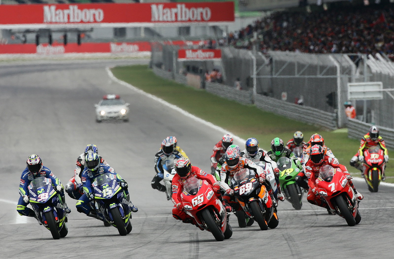 Capirossi leads, Malaysian MotoGP Race 2005