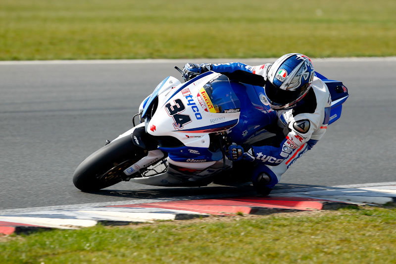 ALISTARE SEELEY TYCO TAS SUZUKI - [picture credit: Ian Hopgood Photography]