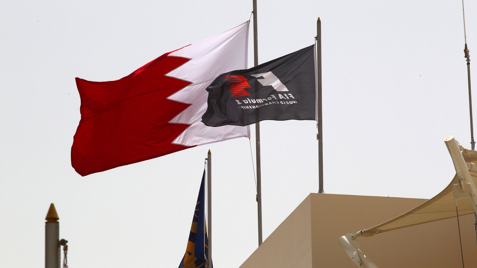 19.04.2012- Bahrain and F1 flags