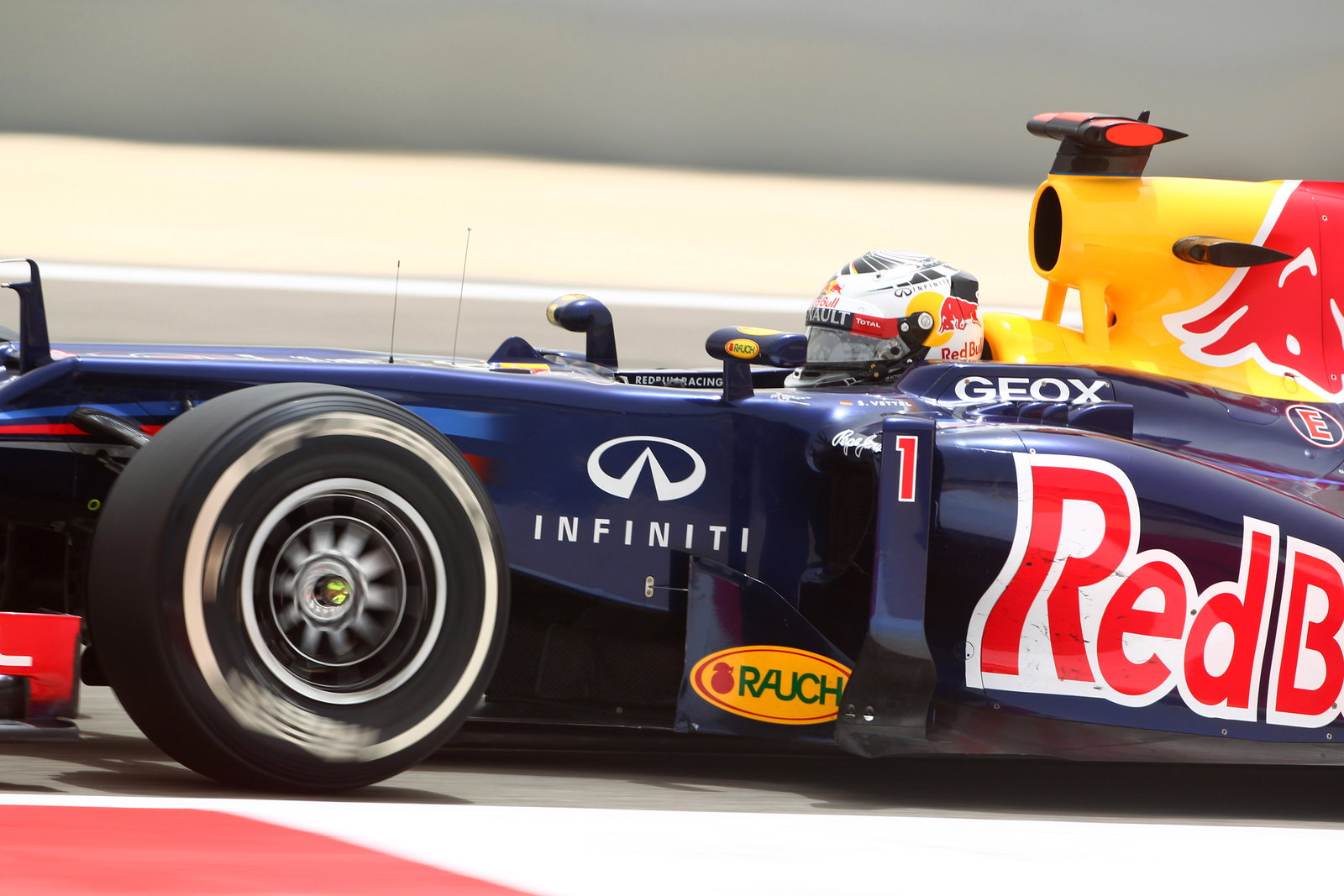 20.04.2012- Free Practice 1, Sebastian Vettel (GER) Red Bull Racing RB8