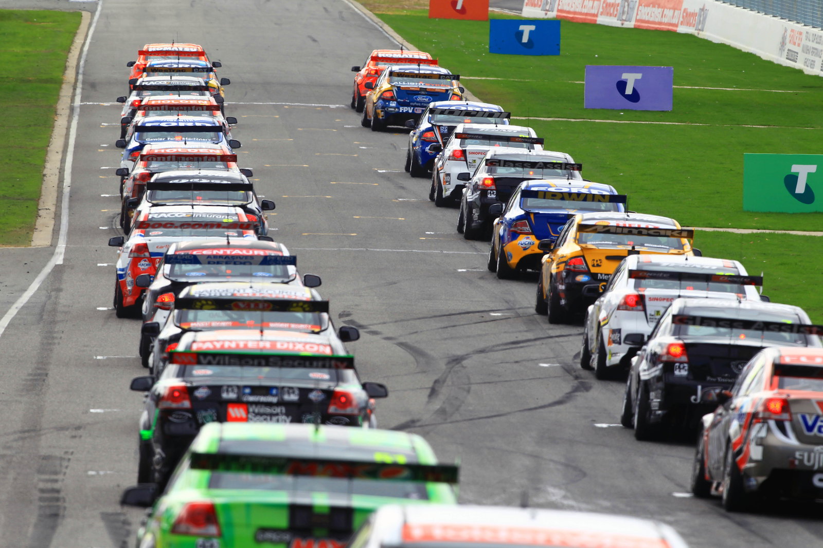 Jamie Whincup (Aust) #1 Team Vodafone 888 Commodore. Pole position Race 9 and start of race 9V8 Su