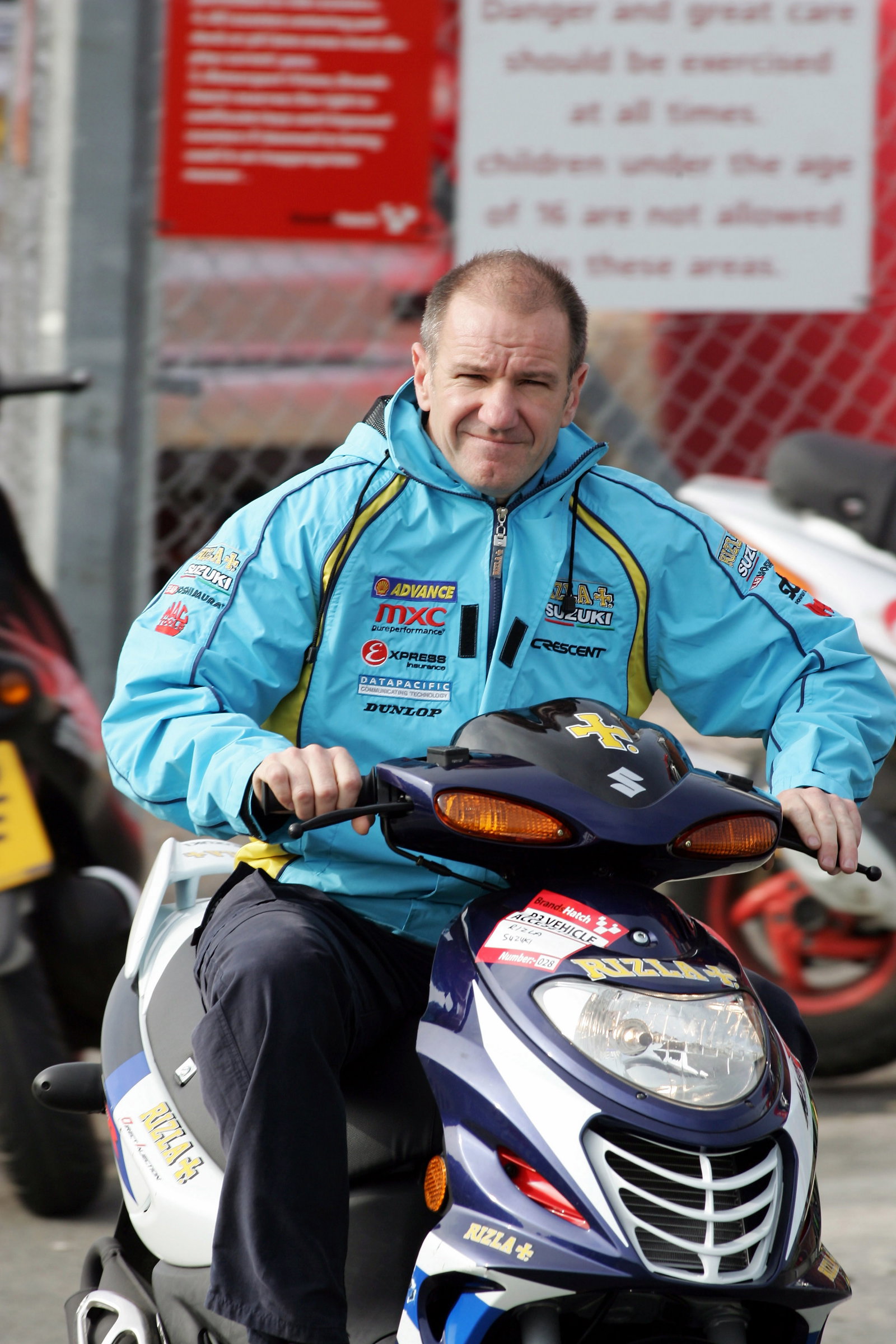 Pic: Tim Keeton/Raymonds Press Agency. 8.10.05.British Superbike Championship, Round13, Brands Hatch