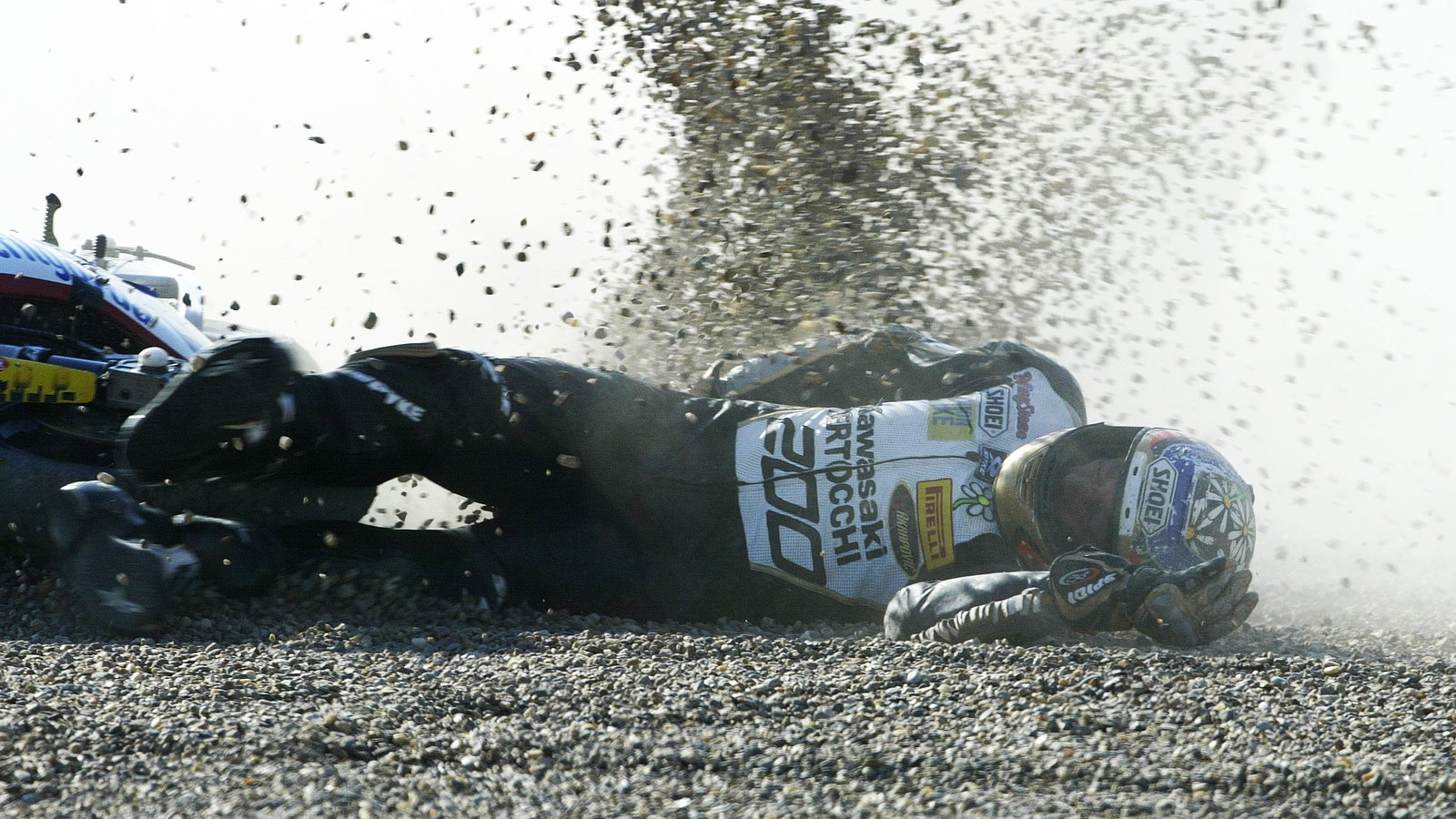 Bussei hits deck in turn one crash, Magny Cours WSBK Race 2 Part 1, 2005