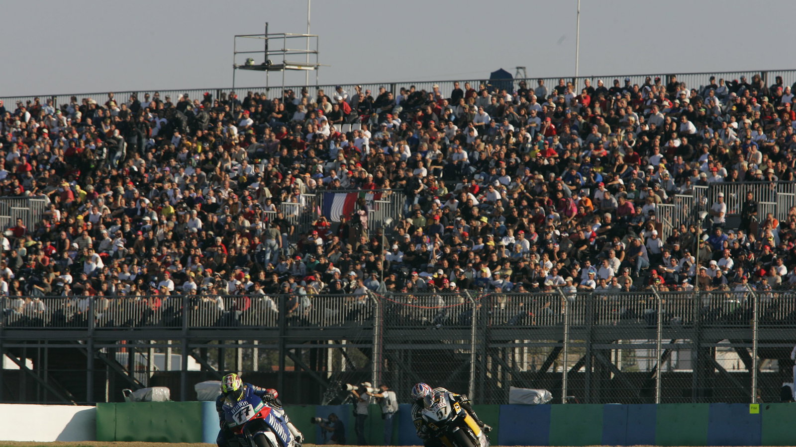 Vermeulen, Lanzi, Magny Cours WSBK Race 2 Part 2, 2005