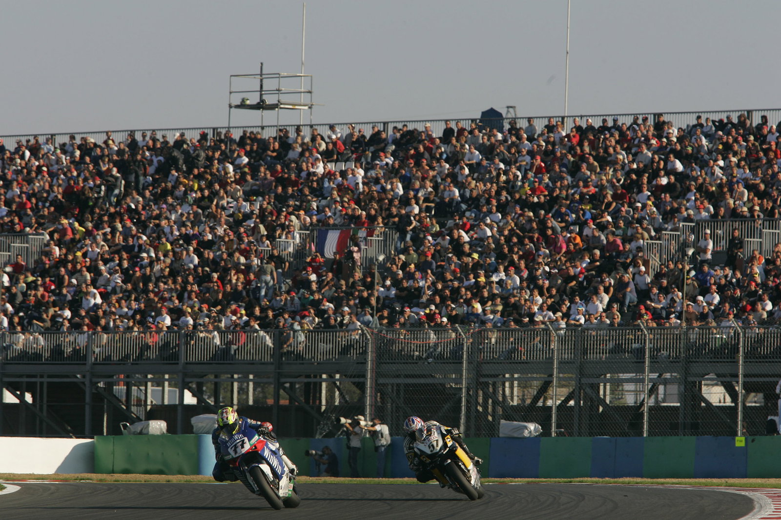 Vermeulen, Lanzi, Magny Cours WSBK Race 2 Part 2, 2005