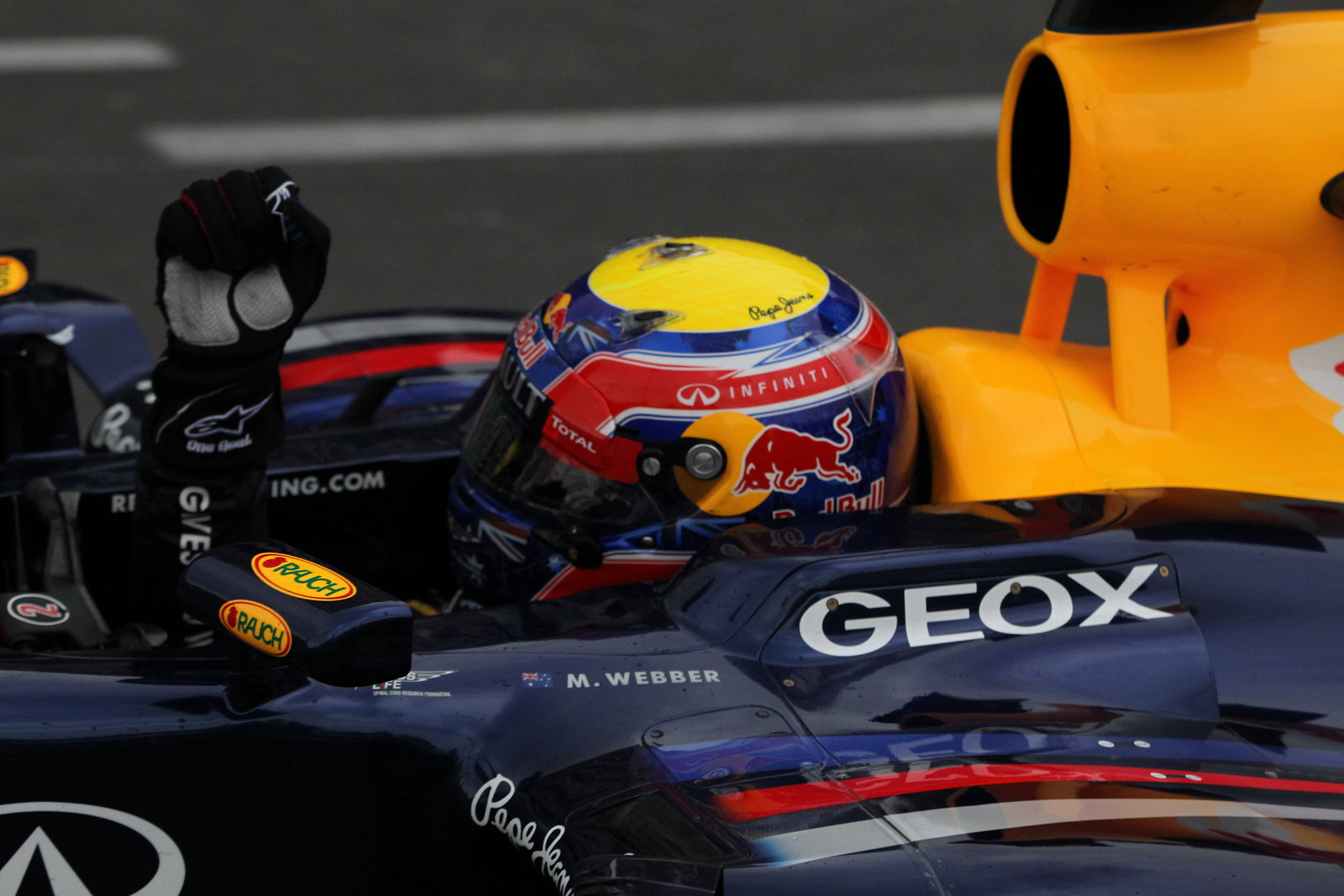 27.05.2012- Race, Mark Webber (AUS) Red Bull Racing RB8 celebrates his victory