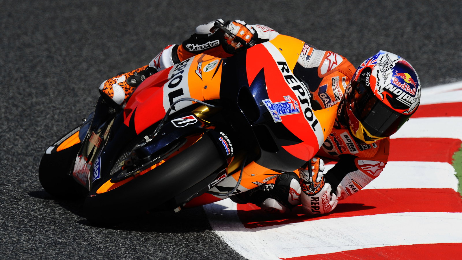 Stoner with his elbow down, Catalunya MotoGP 2012