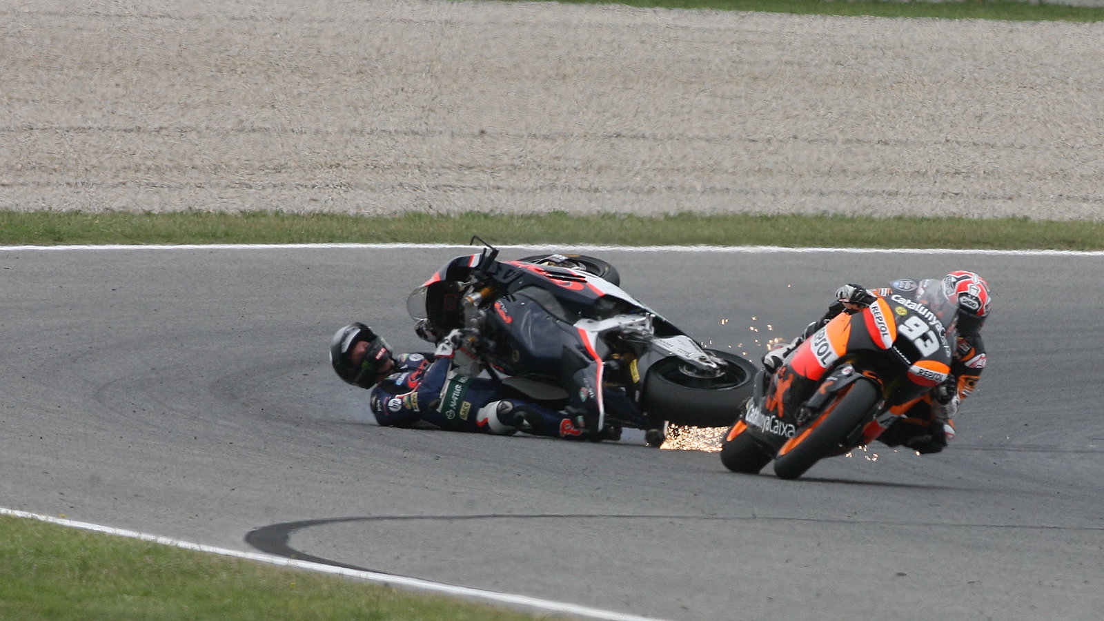 Pol Espargaro crashes, Moto2, Catalunya MotoGP 2012