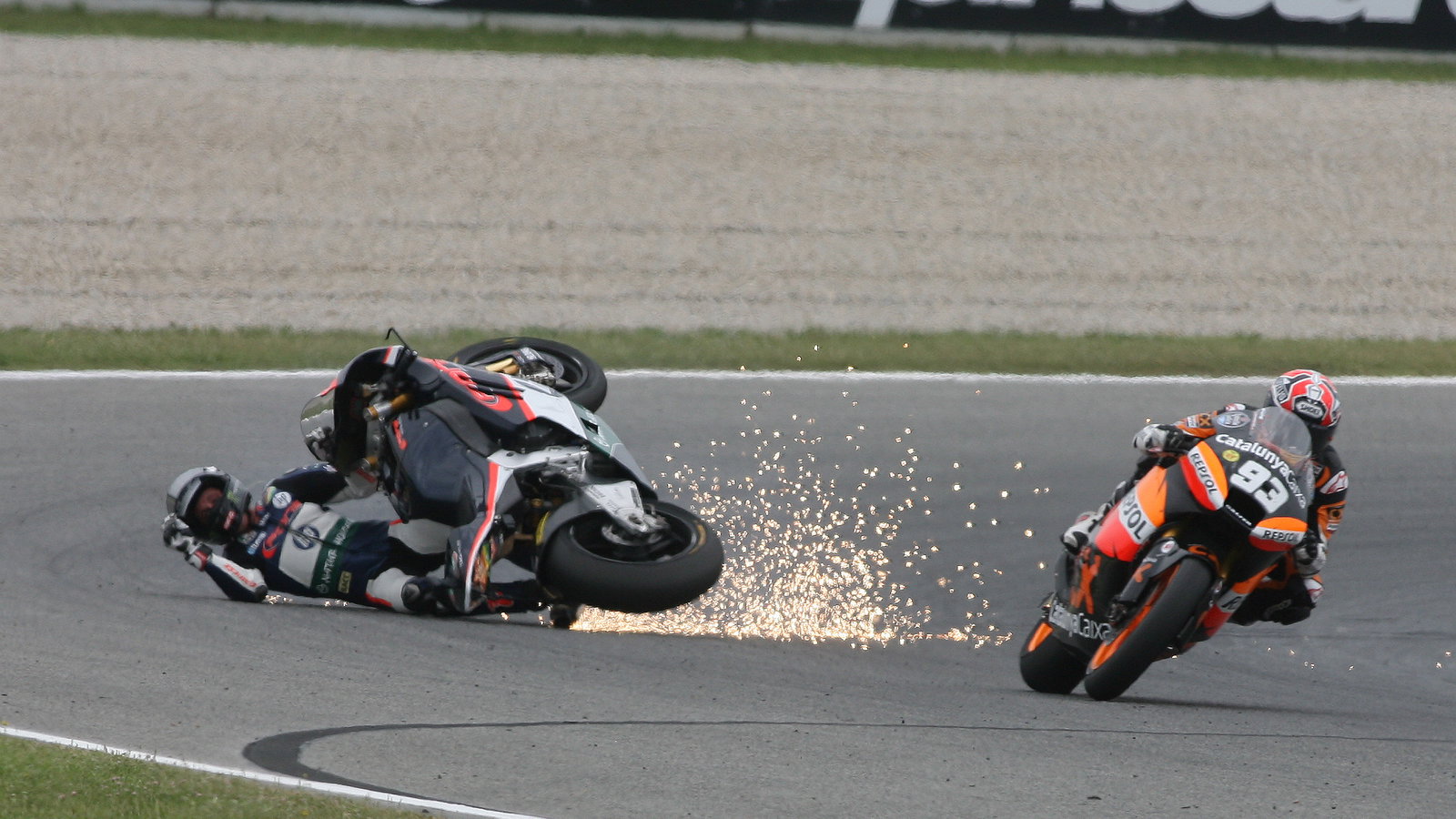 Pol Espargaro crashes, Moto2, Catalunya MotoGP 2012