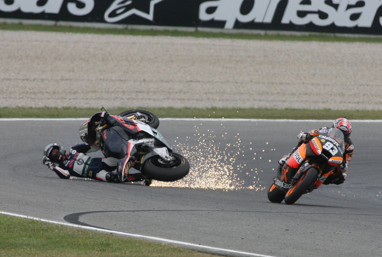 Pol Espargaro crashes, Moto2, Catalunya MotoGP 2012