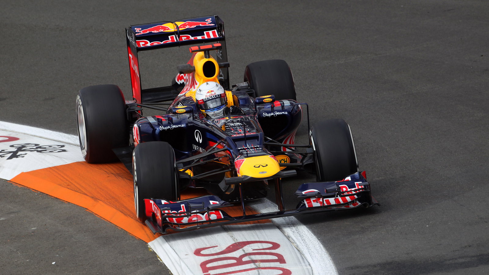 22.06.2012- Free Practice 1, Sebastian Vettel (GER) Red Bull Racing RB8