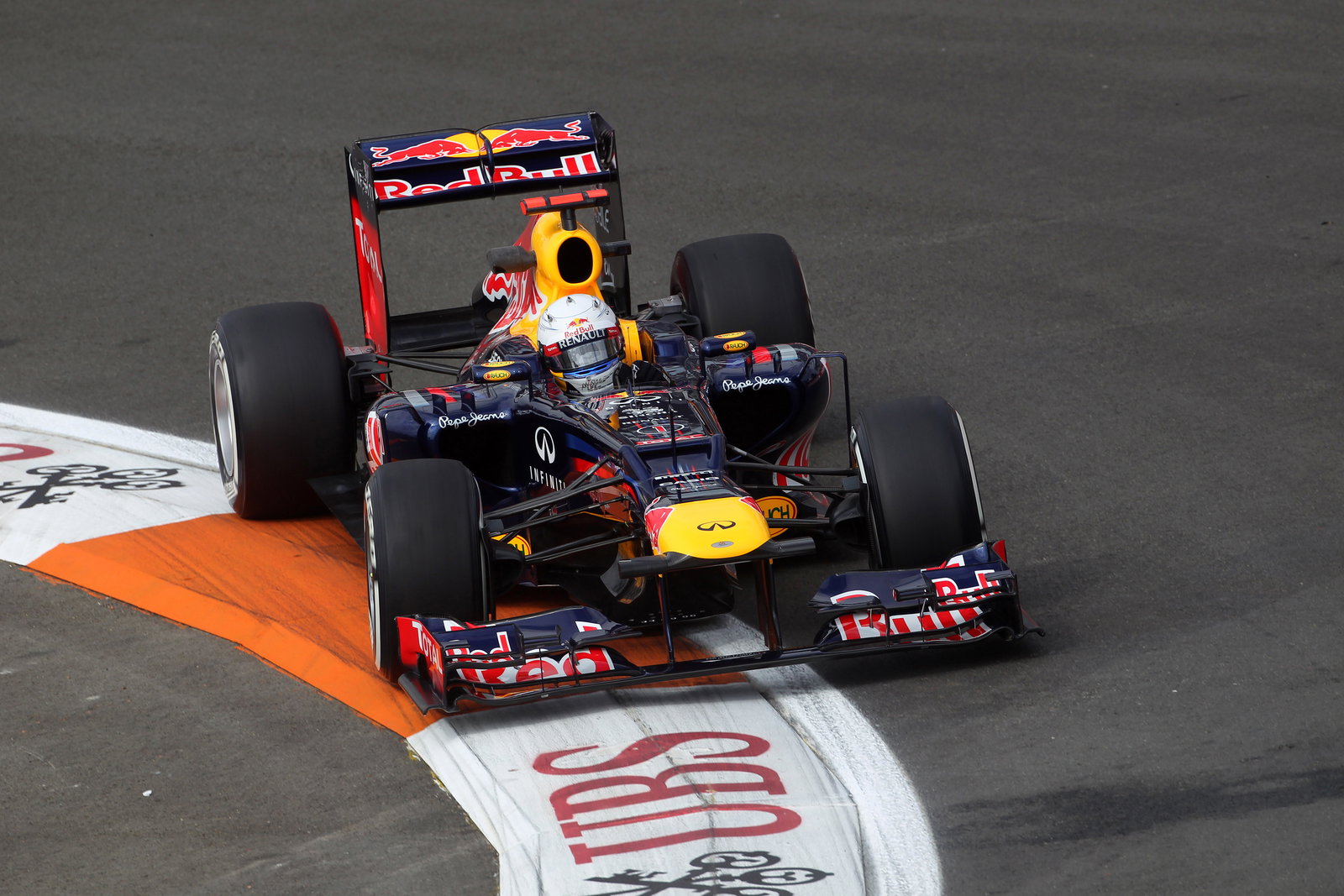22.06.2012- Free Practice 1, Sebastian Vettel (GER) Red Bull Racing RB8