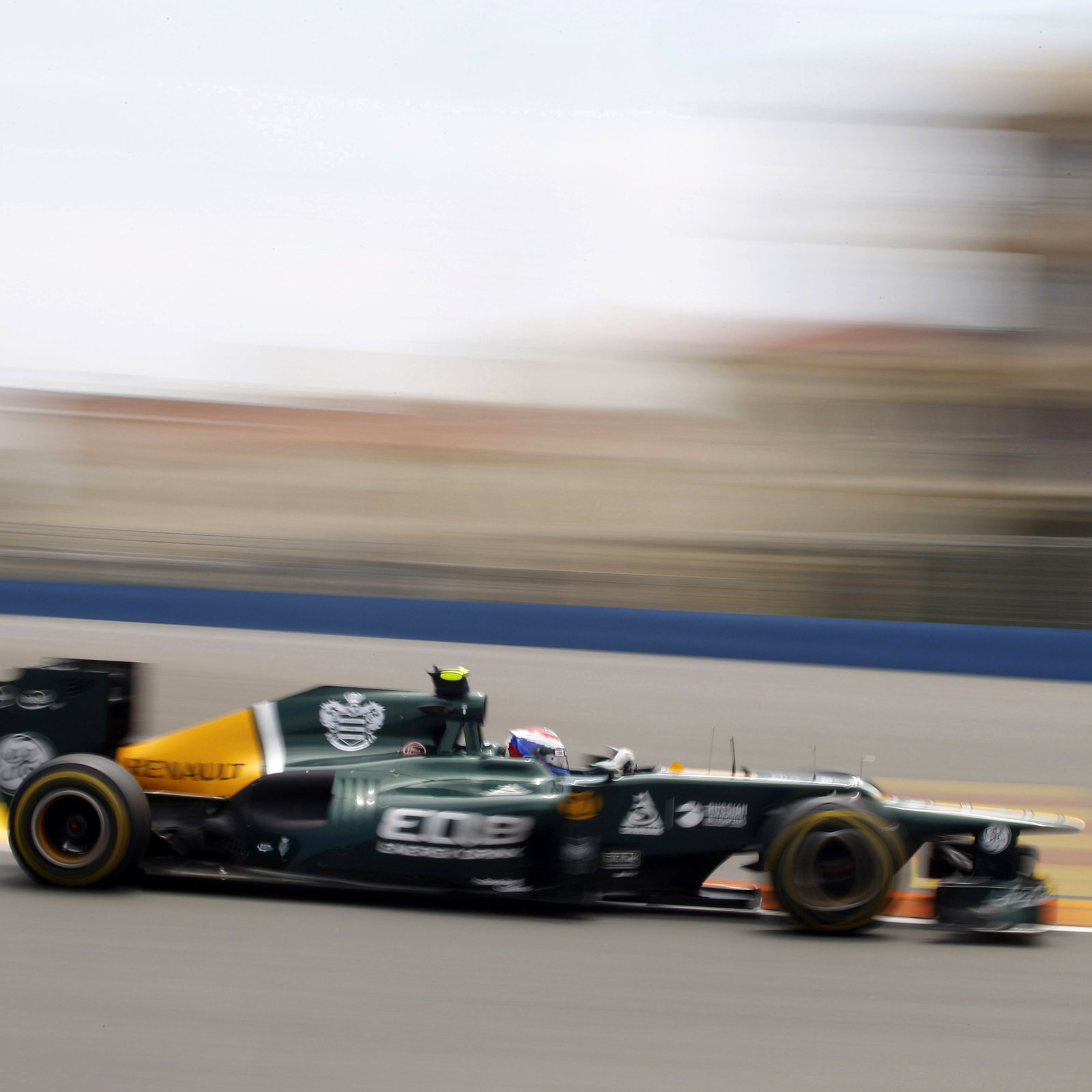 22.06.2012- Free Practice 2, Vitaly Petrov (RUS) Caterham F1 Team CT01