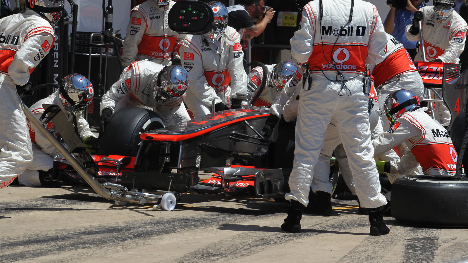 24.06.2012- Race, Pit Stop, Lewis Hamilton (GBR) McLaren Mercedes MP4-27