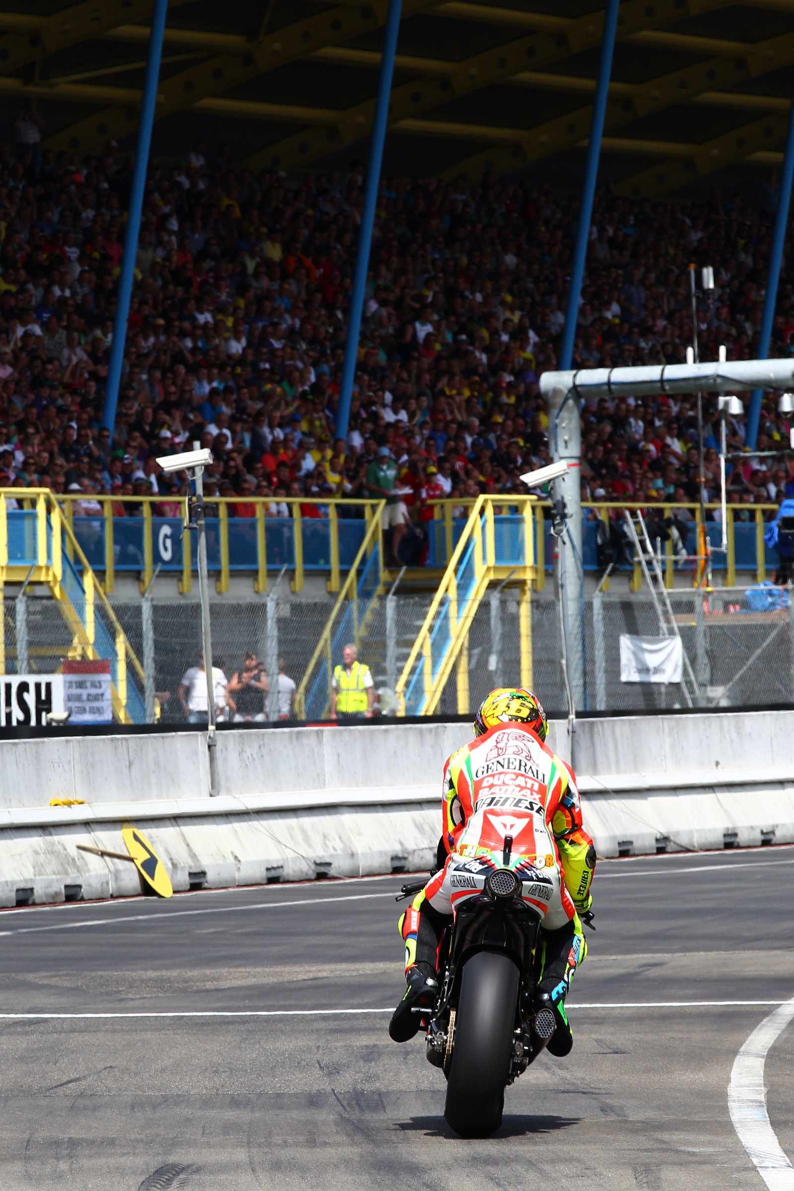 Rossi enters pitlane for tyre change, MotoGP race, Dutch MotoGP 2012