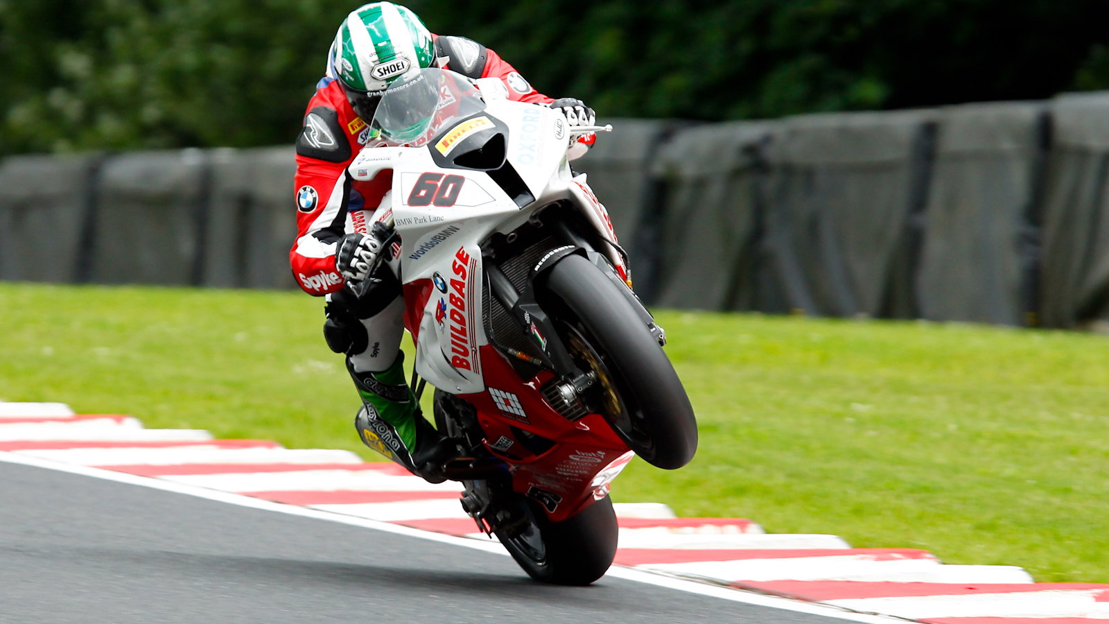 Peter Hickman Buildbase BMW Motorrad - [picture credit: Ian Hopgood Photography.com]