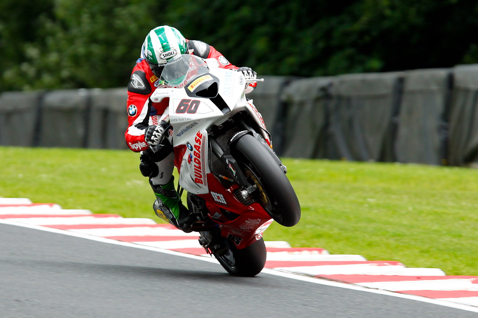 Peter Hickman Buildbase BMW Motorrad - [picture credit: Ian Hopgood Photography.com]