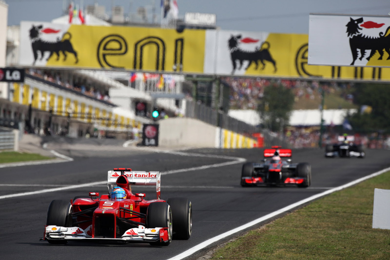 29.07.2012- Race, Fernando Alonso (ESP) Scuderia Ferrari F2012 leads Jenson Button (GBR) McLaren Mer