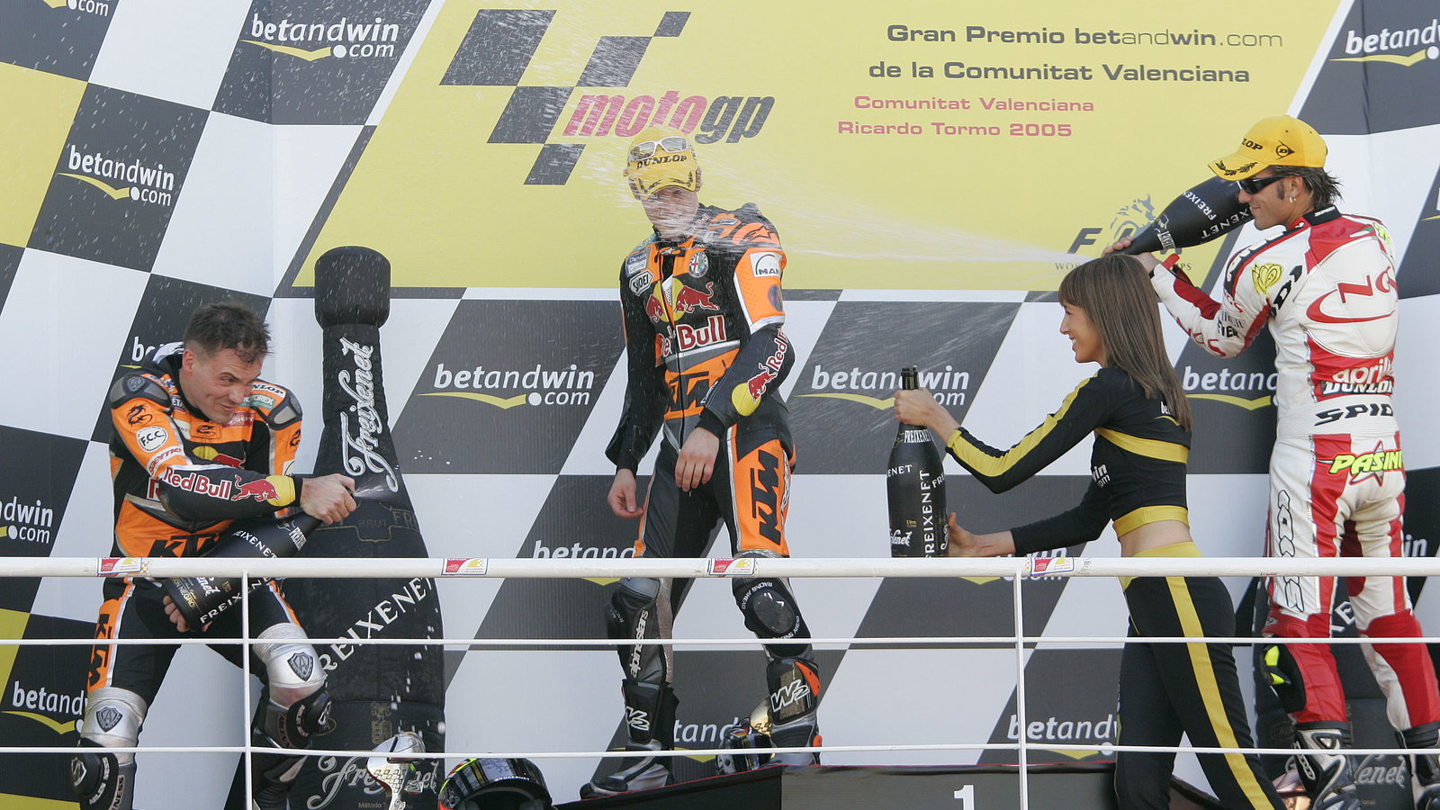 Talmacsi 2nd, Kallio 1st and Pasini 3rd, Valencia 125GP Race 2005