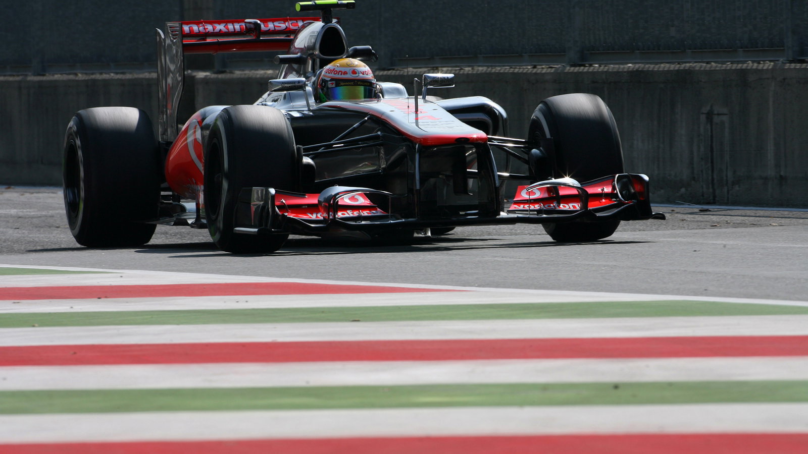 07.09.2012- Free Practice 2, Lewis Hamilton (GBR) McLaren Mercedes MP4-27