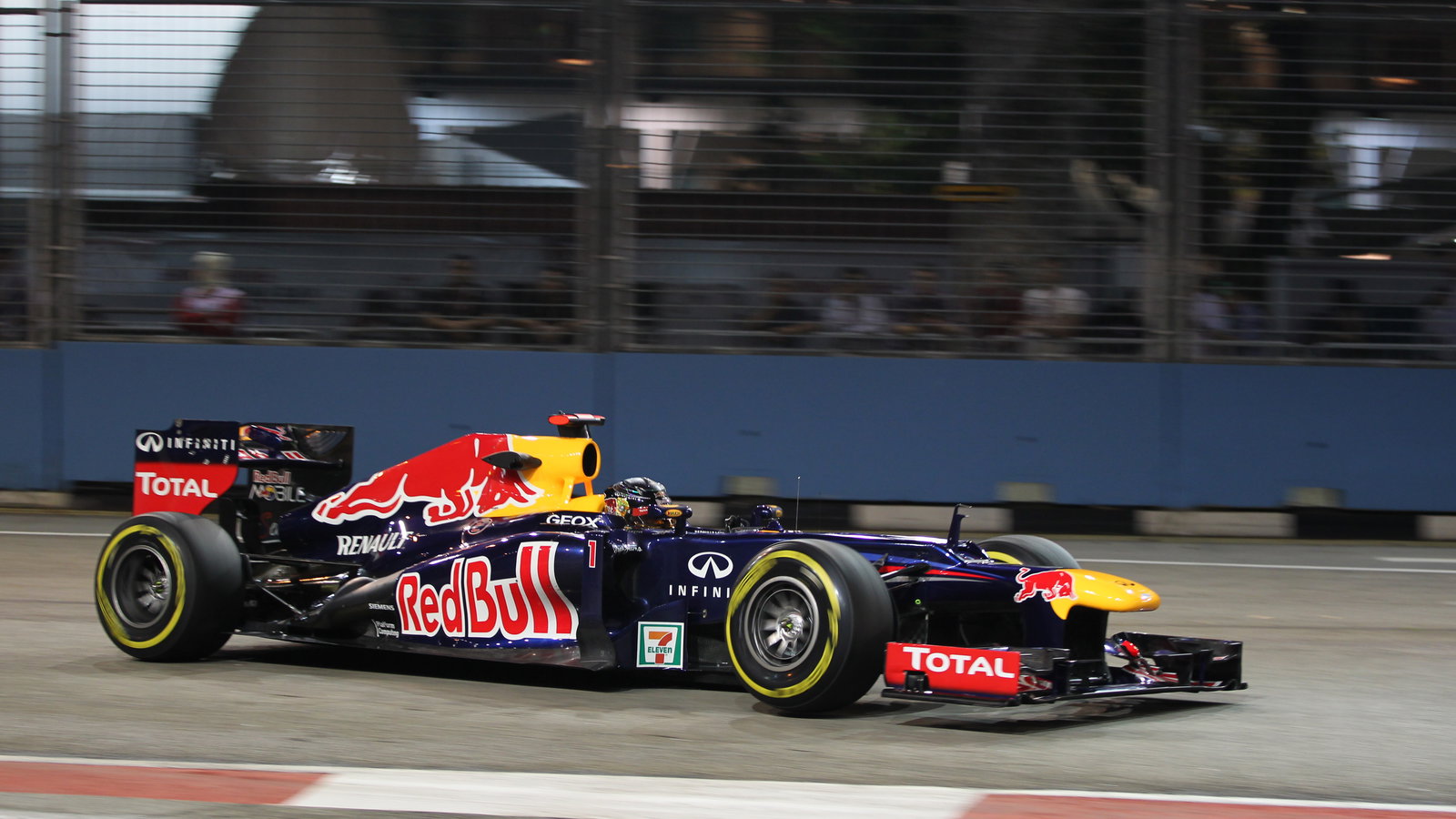21.09.2012 - Free Practice 1, Sebastian Vettel (GER) Red Bull Racing RB8