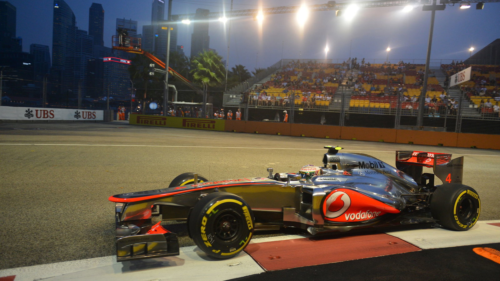 21.09.2012 - Free Practice 1, Lewis Hamilton (GBR) McLaren Mercedes MP4-27