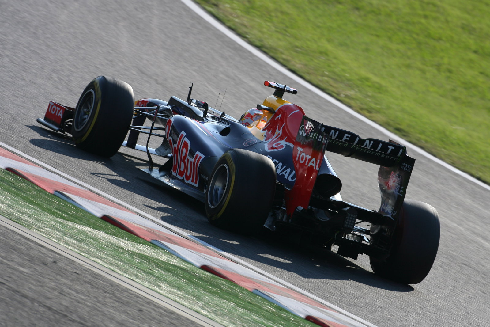 07.10.2012- Race, Sebastian Vettel (GER) Red Bull Racing RB8