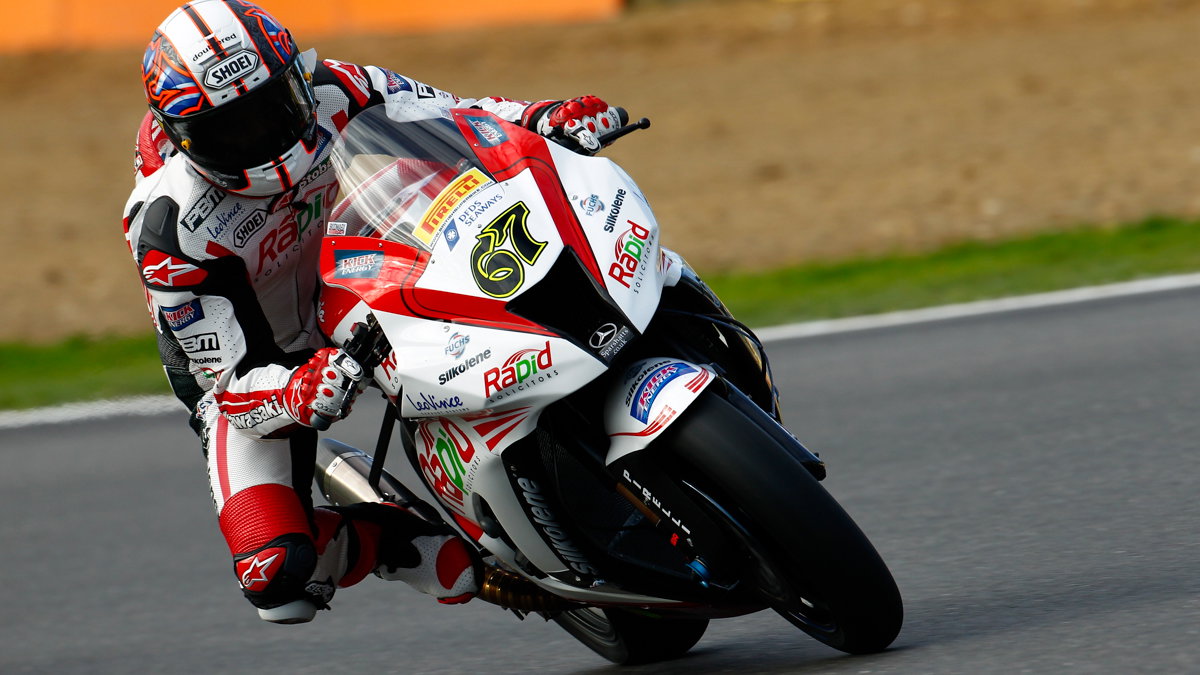 Shane Byrne Rapid Solicitors Kawasaki - [picture credit: Ian Hopgood Photography.com]