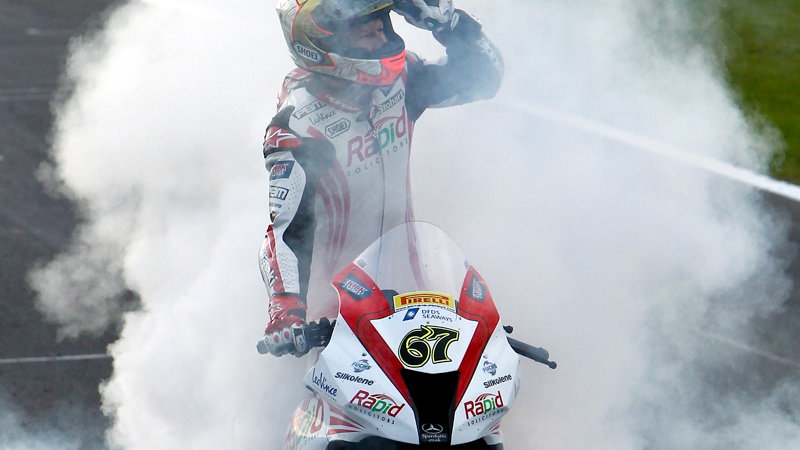 Shane Byrne Rapid Solicitors Kawasaki - [picture credit: Ian Hopgood Photography.com]