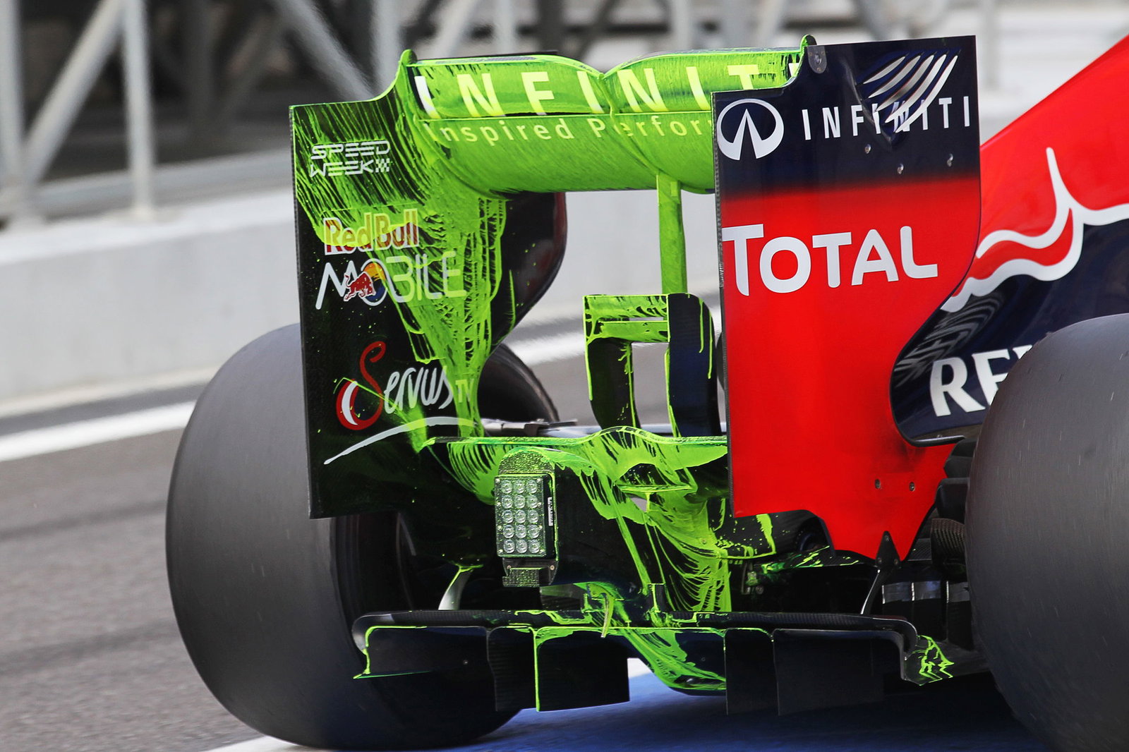 Antonio Felix da Costa (POR) Red Bull Racing RB8 Test Driver running new rear wing.07.11.2012. Form
