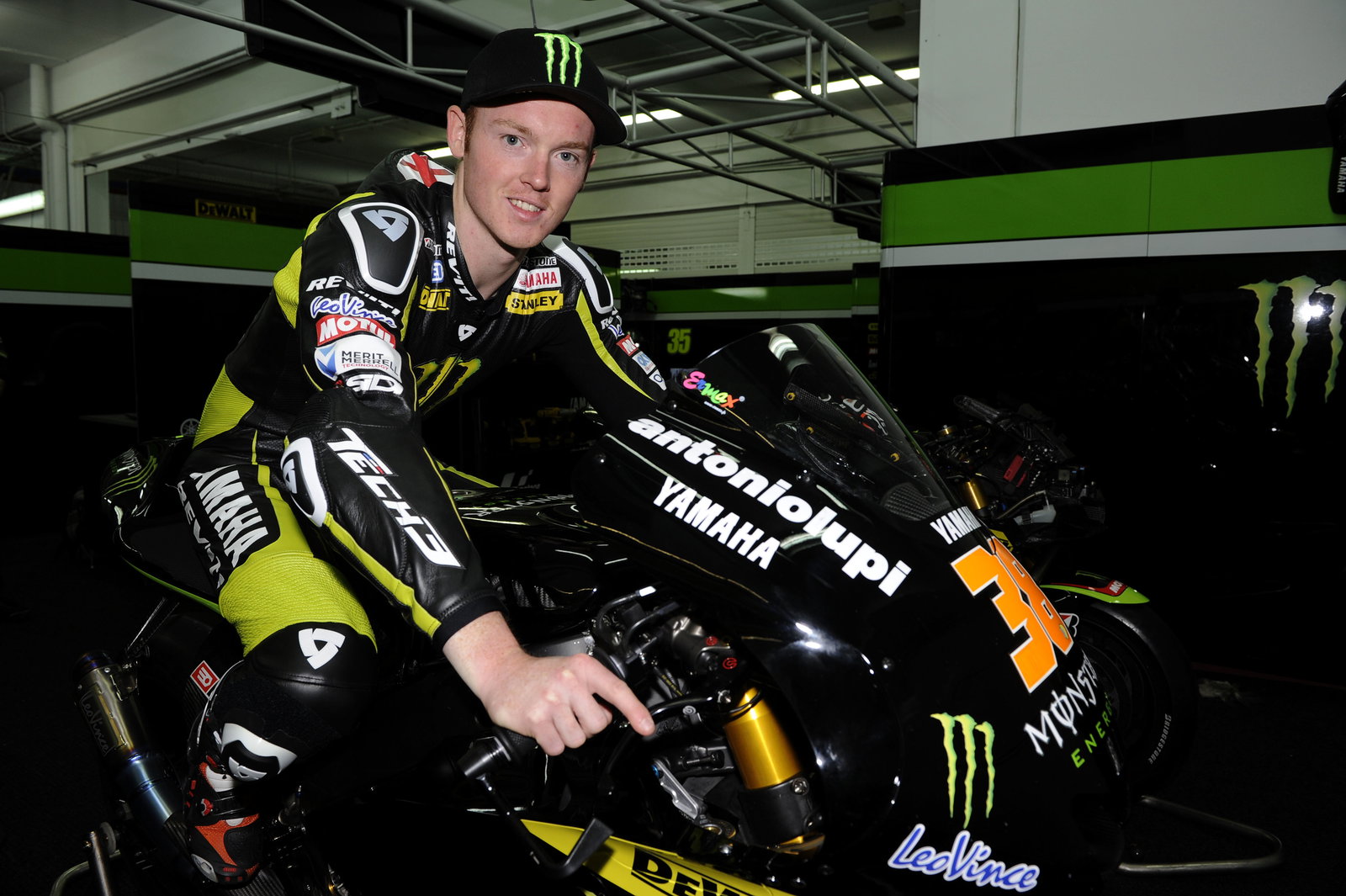 Smith, Valencia MotoGP Test 2012