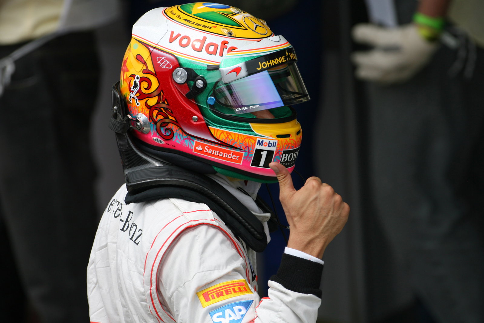 24.11.2012- Qualifying, Lewis Hamilton (GBR) McLaren Mercedes MP4-27 pole position